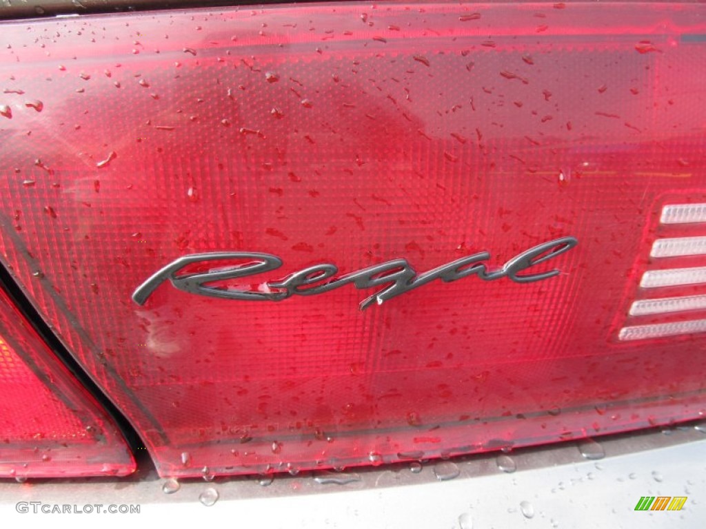 2004 Buick Regal LS Marks and Logos Photo #52623104