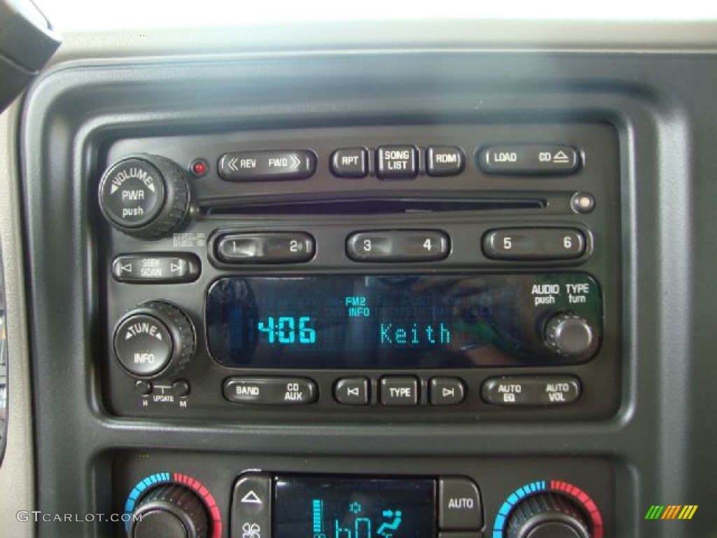 2006 Chevrolet Silverado 3500 LT Crew Cab 4x4 Dually Controls Photo #52623107