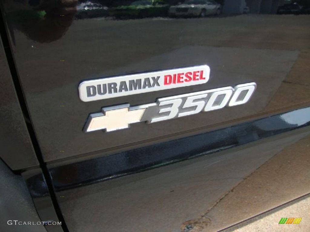 2006 Chevrolet Silverado 3500 LT Crew Cab 4x4 Dually Marks and Logos Photo #52623290