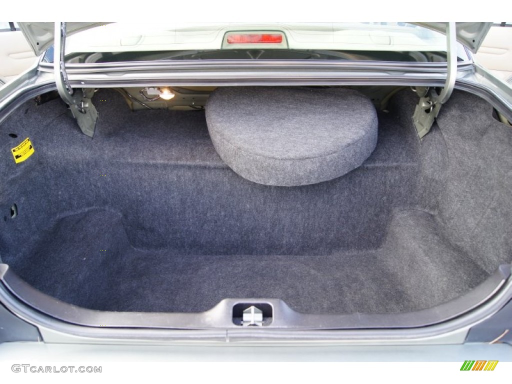 2002 Ford Crown Victoria Standard Crown Victoria Model Trunk Photos