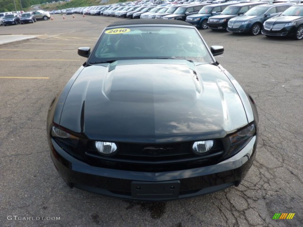 2010 Mustang GT Premium Convertible - Black / Charcoal Black photo #7