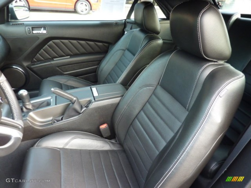 Charcoal Black Interior 2010 Ford Mustang GT Premium Convertible Photo #52627259