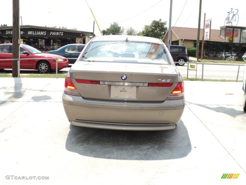 2002 7 Series 745i Sedan - Kalahari Beige Metallic / Beige III photo #5