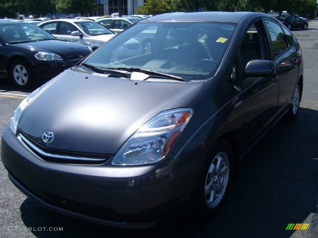 Magnetic Gray Metallic Toyota Prius