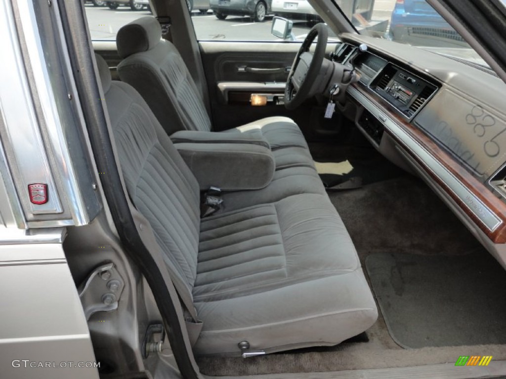 1990 Ford LTD Crown Victoria Standard LTD Crown Victoria Model interior Photo #52632971