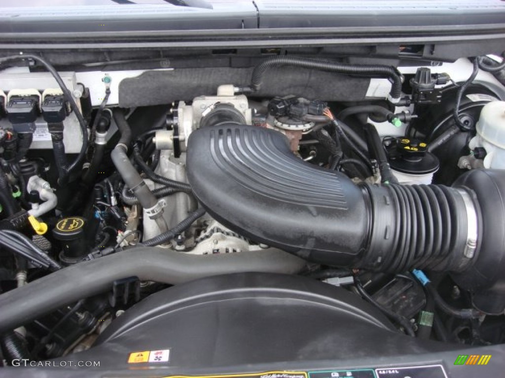 2004 F150 STX SuperCab 4x4 - Oxford White / Medium/Dark Flint photo #23