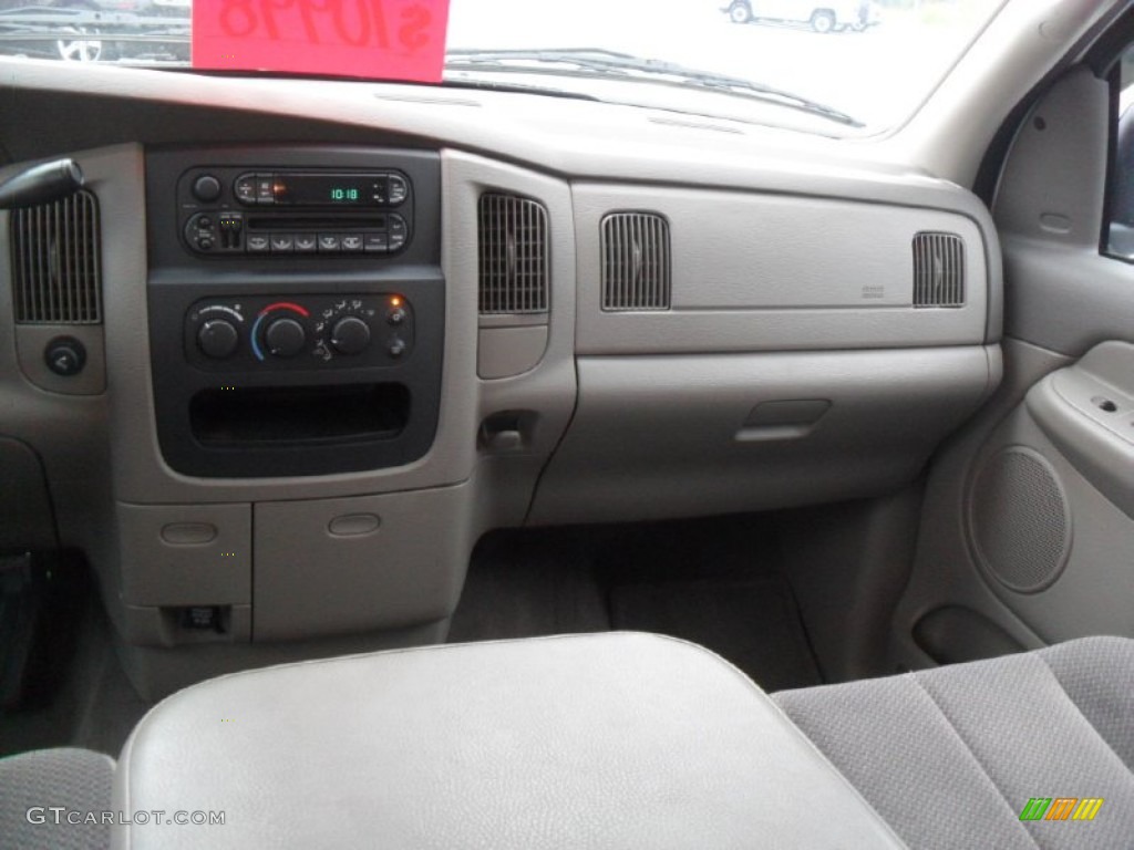 2003 Ram 1500 SLT Quad Cab - Bright White / Taupe photo #15