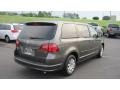 Meteor Gray Metallic - Routan S Photo No. 5