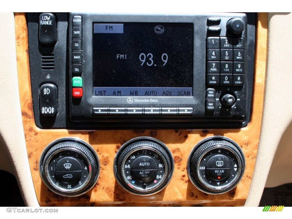 2002 Mercedes-Benz ML 500 4Matic Controls Photo #52642655