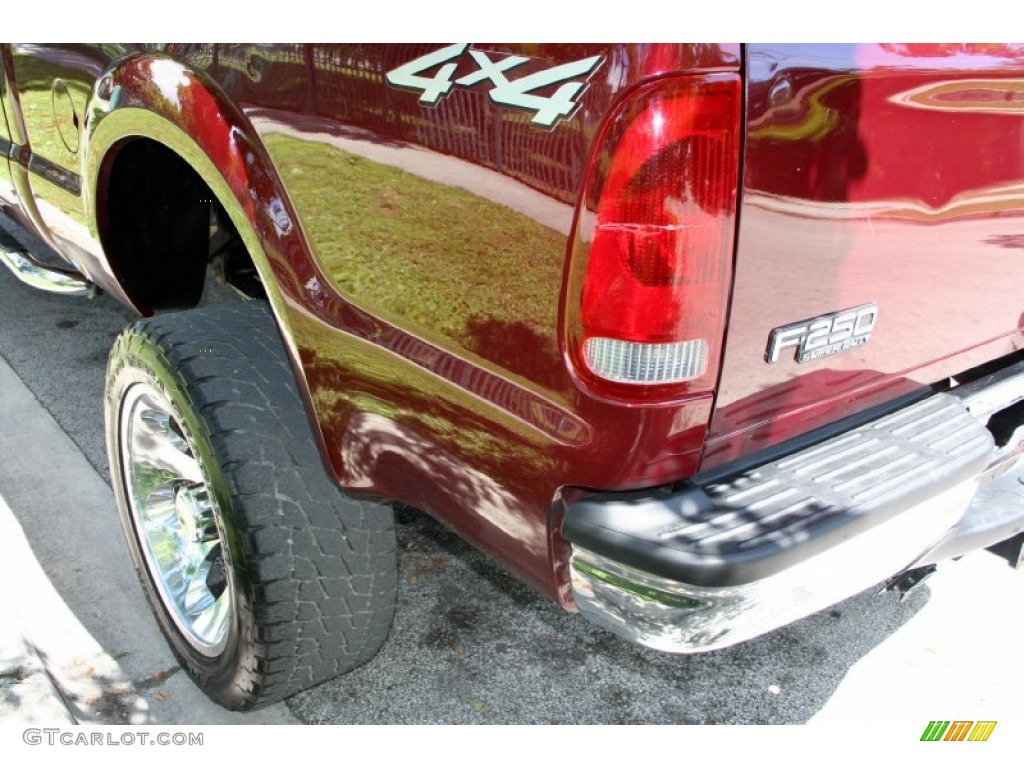 2004 F250 Super Duty Lariat Crew Cab 4x4 - Dark Toreador Red Metallic / Medium Flint photo #23