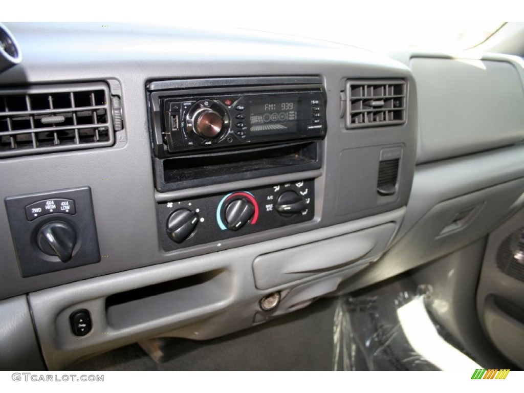 2004 F250 Super Duty Lariat Crew Cab 4x4 - Dark Toreador Red Metallic / Medium Flint photo #85