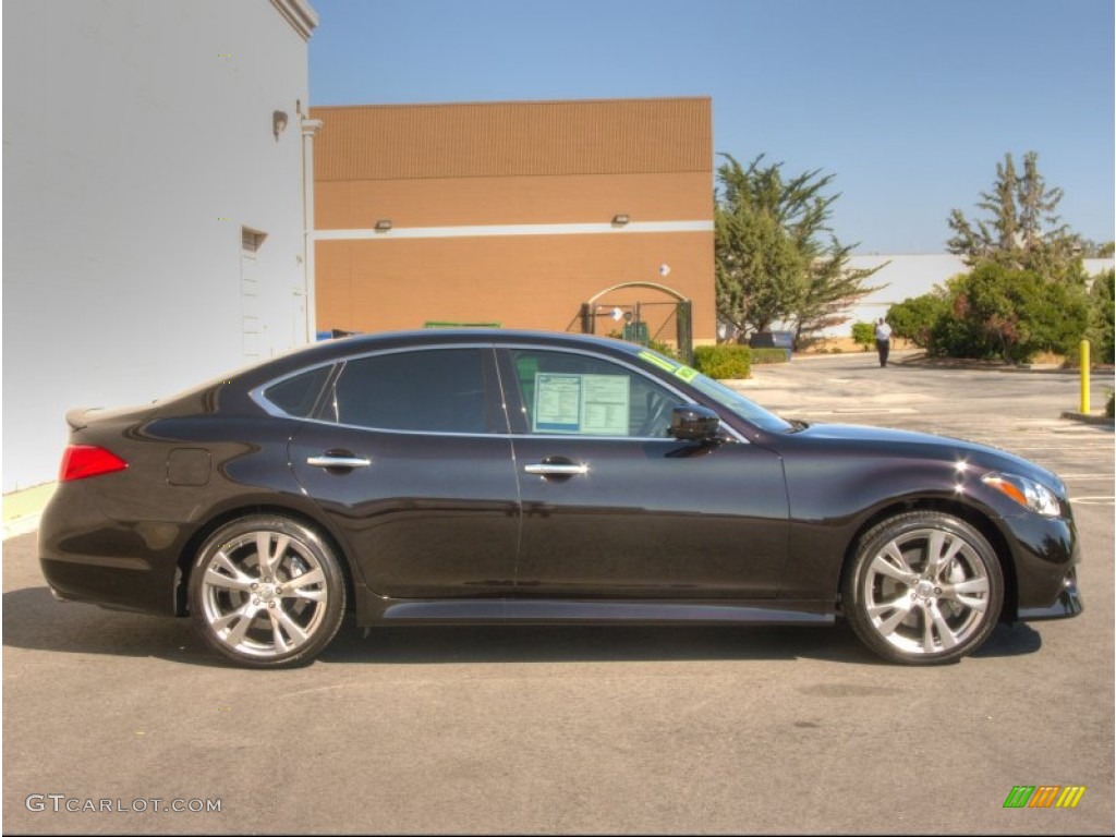 2011 M 37 S Sedan - Malbec Black / Graphite photo #3