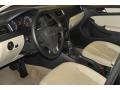 Black - Jetta SE Sedan Photo No. 12