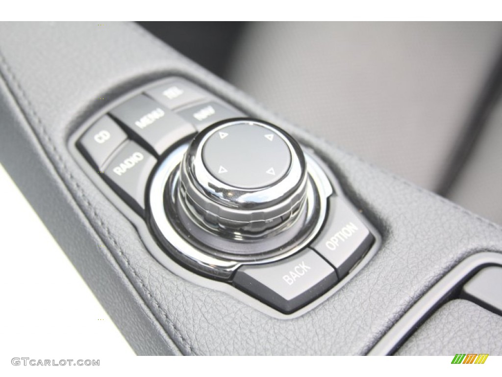 2012 BMW 6 Series 650i Convertible Controls Photo #52649699