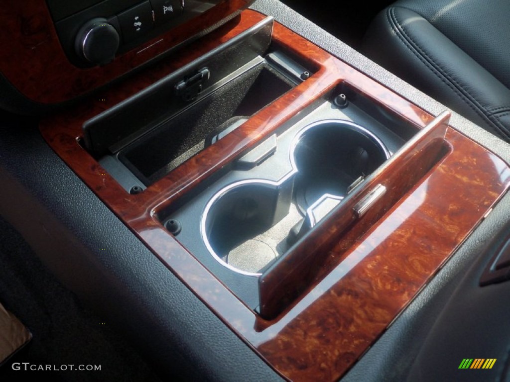 2011 Avalanche LTZ 4x4 - Black / Ebony photo #34