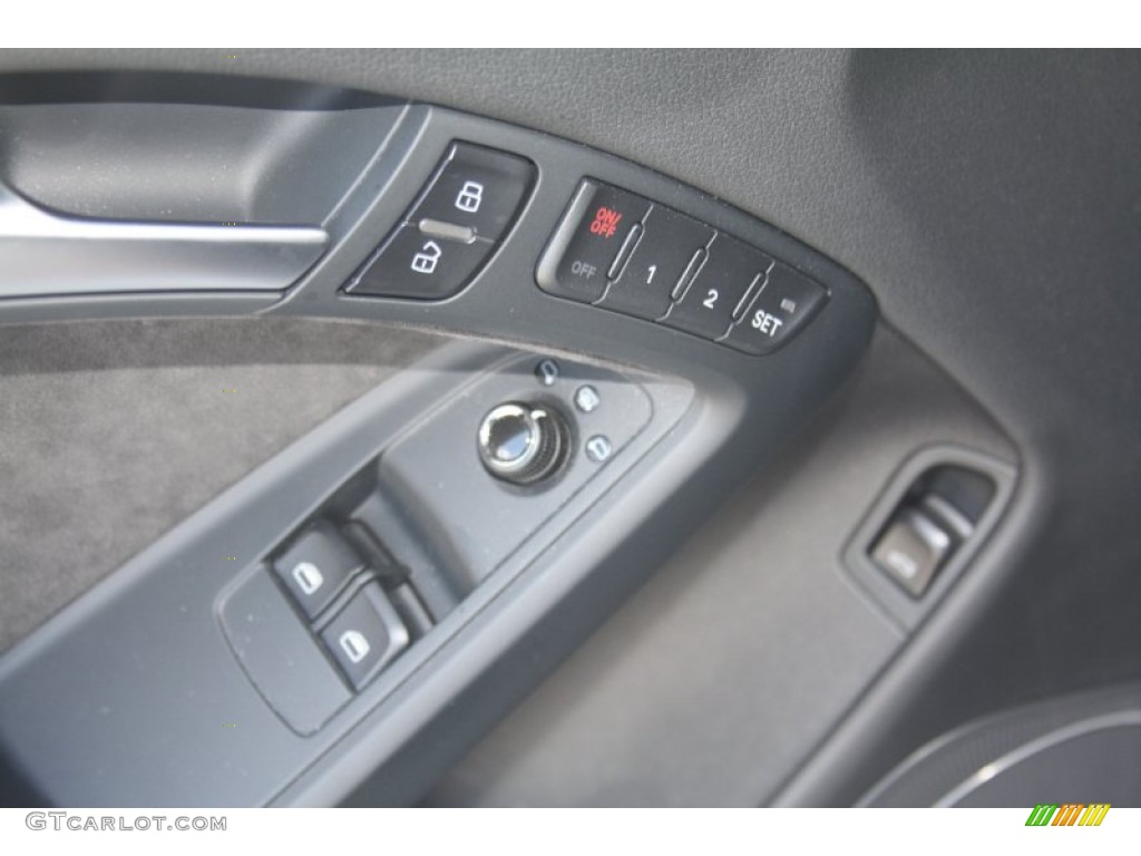 2011 Audi A5 2.0T quattro Coupe Controls Photo #52650662