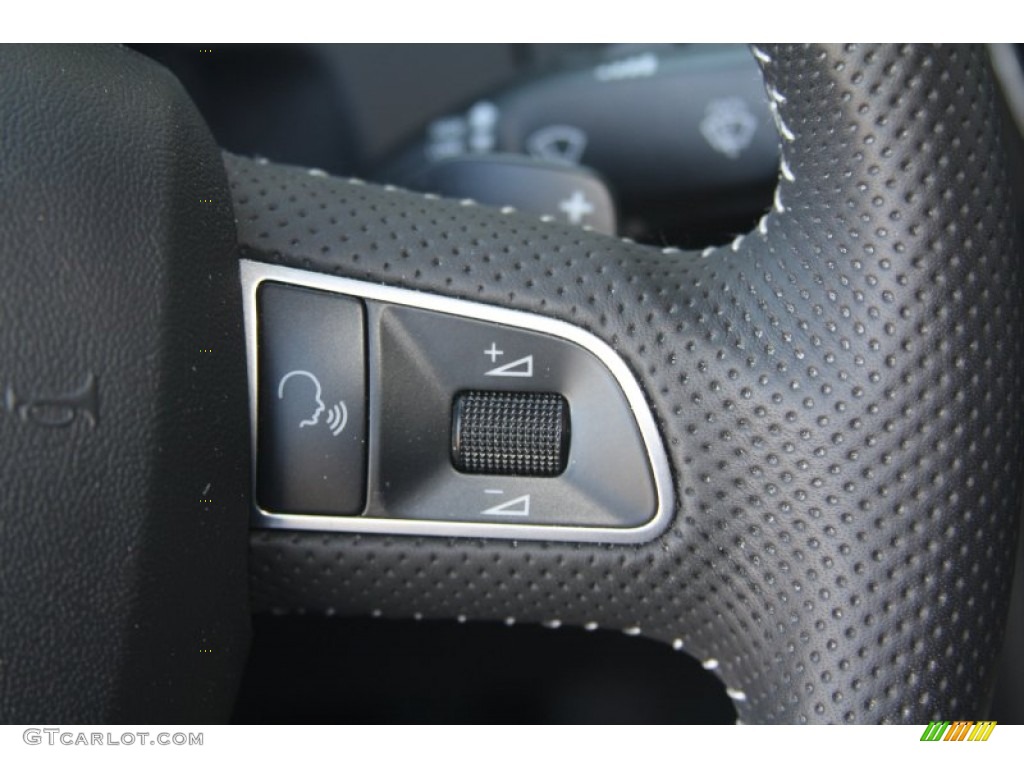 2011 Audi A5 2.0T quattro Coupe Controls Photo #52650767