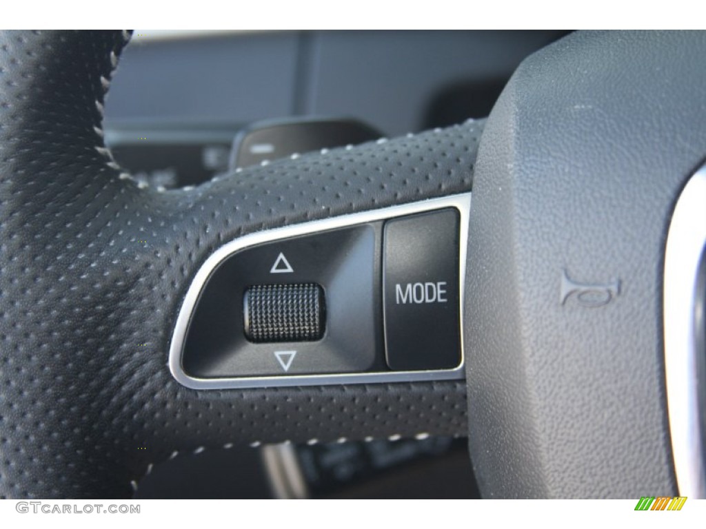 2011 Audi A5 2.0T quattro Coupe Controls Photo #52650782