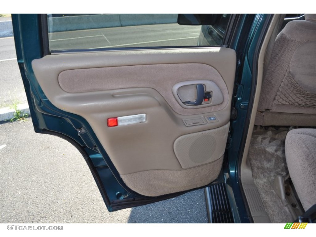 1995 Tahoe LS 4x4 - Emerald Green Metallic / Tan photo #22