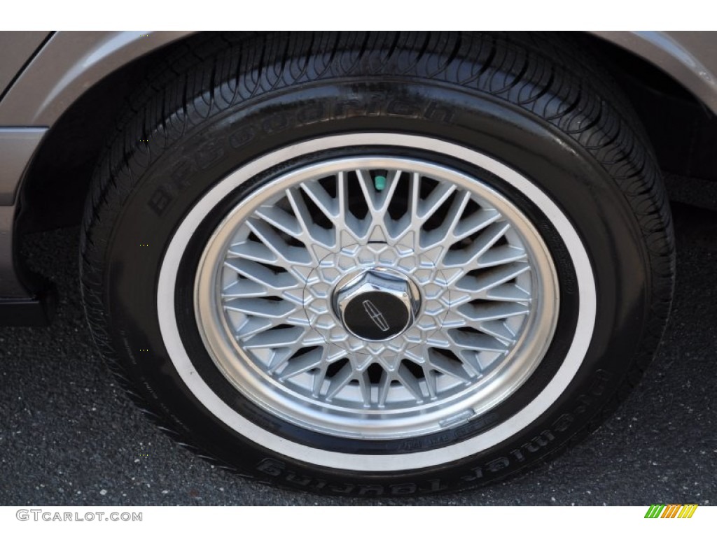 1995 Lincoln Town Car Signature Wheel Photos
