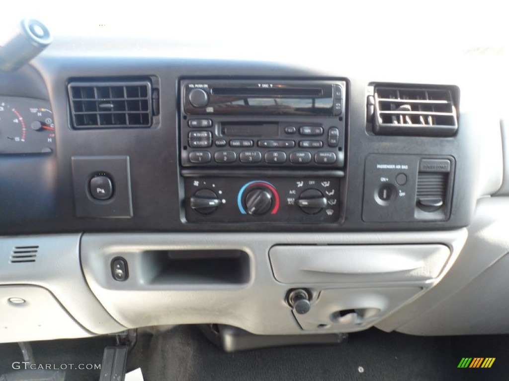 2003 F250 Super Duty XLT SuperCab - Red Clearcoat / Medium Flint Grey photo #41