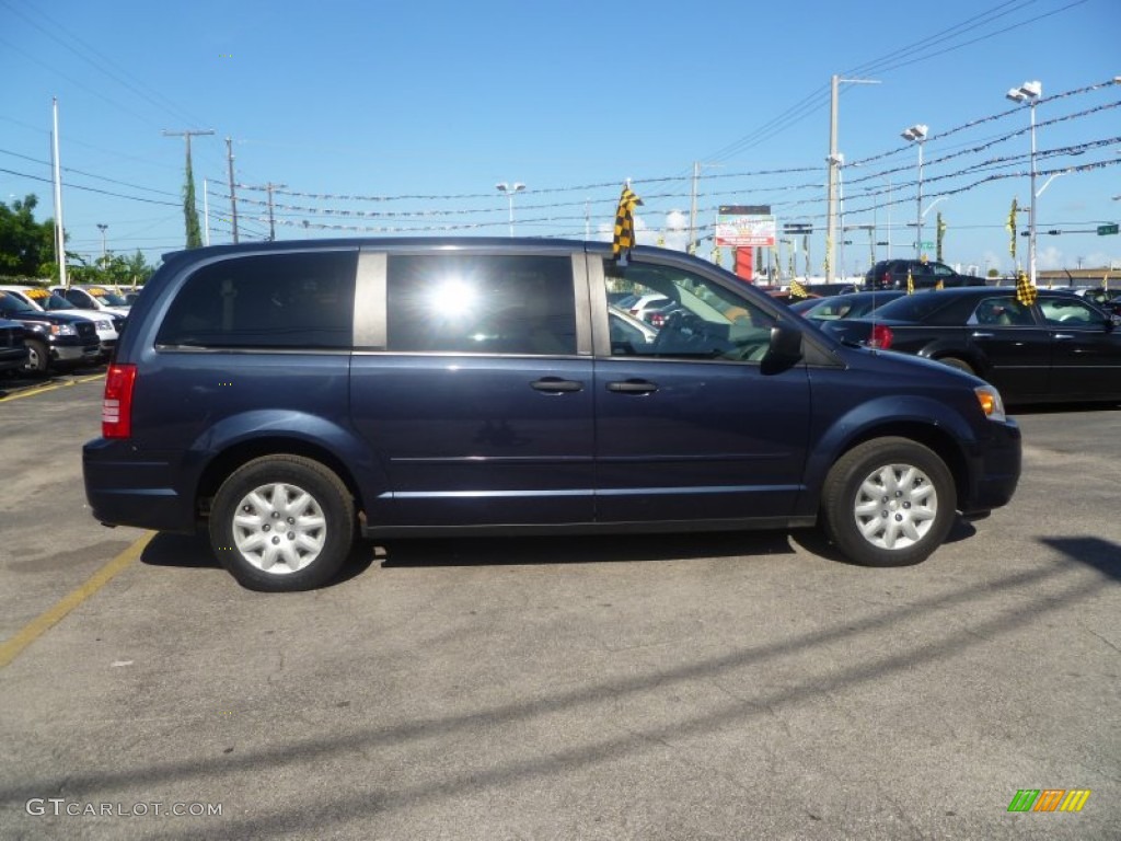 Modern Blue Pearlcoat 2008 Chrysler Town & Country LX Exterior Photo #52655477