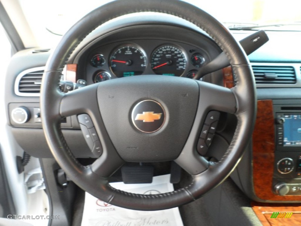 2008 Chevrolet Suburban 1500 LTZ Ebony Steering Wheel Photo #52655681