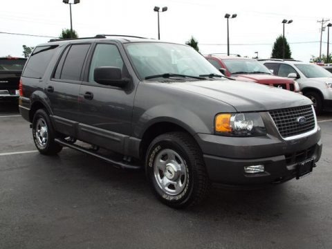 2004 Ford Expedition XLT 4x4 Data, Info and Specs