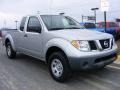 2005 Radiant Silver Metallic Nissan Frontier XE King Cab  photo #2