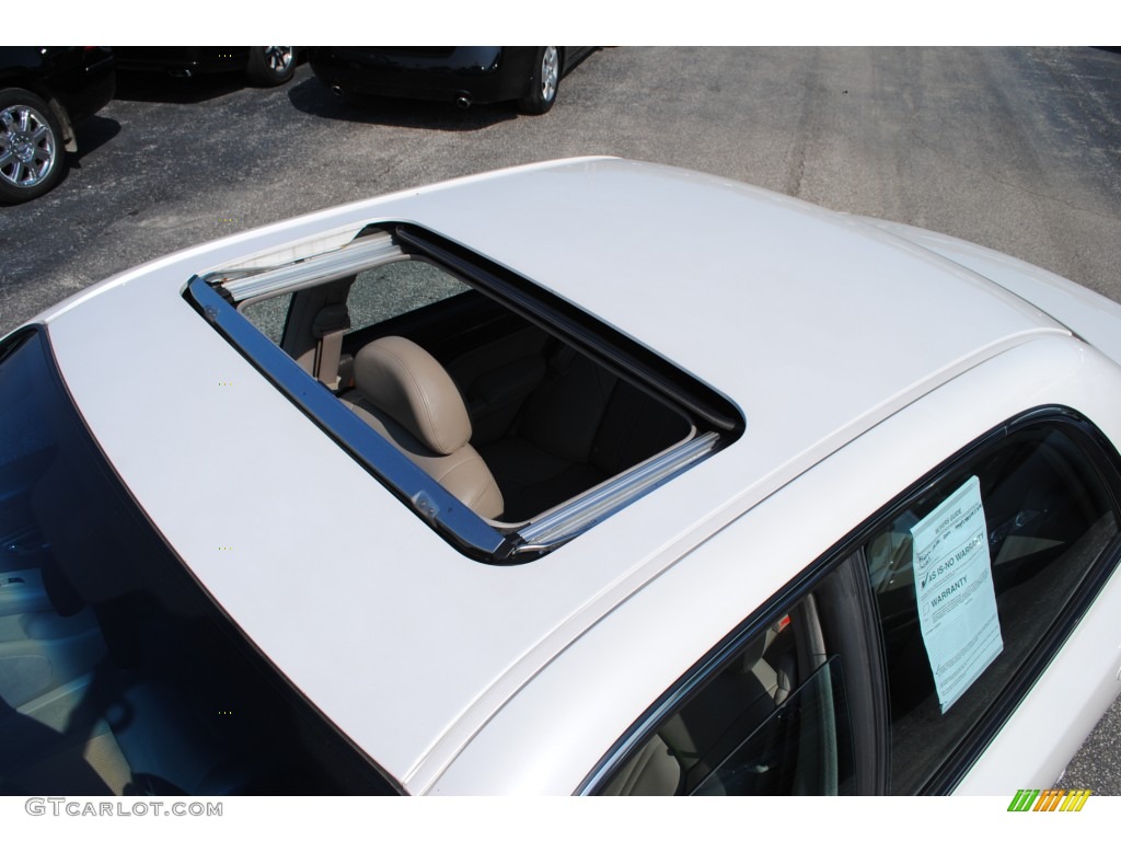 2004 XG350 L Sedan - Ivory Pearl / Beige photo #13