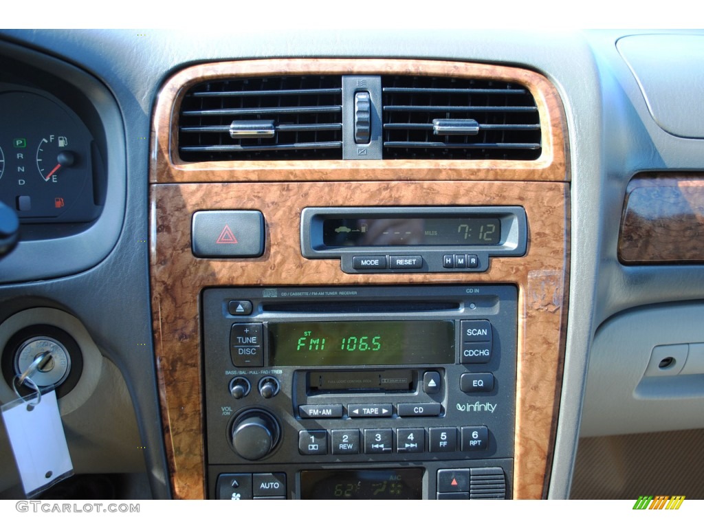 2004 XG350 L Sedan - Ivory Pearl / Beige photo #30