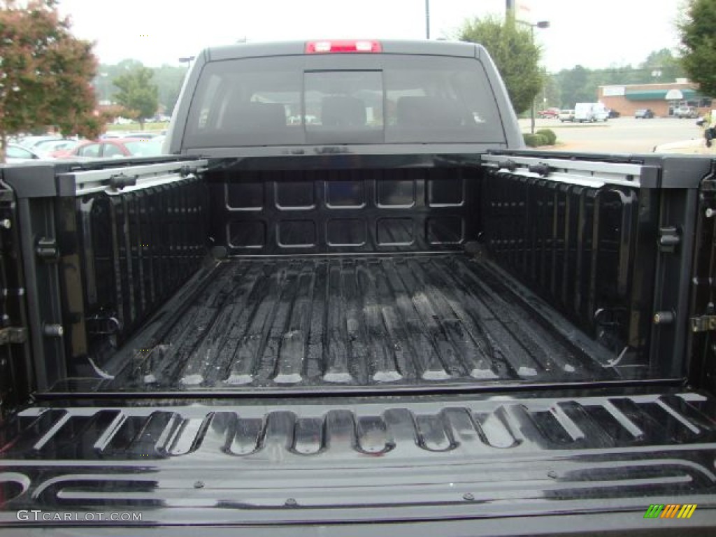 2009 Ram 1500 Sport Crew Cab - Brilliant Black Crystal Pearl / Dark Slate Gray photo #13