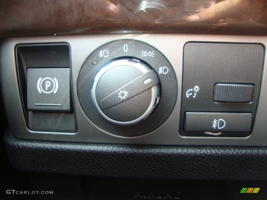 2007 BMW 7 Series 750i Sedan Controls Photo #52668586