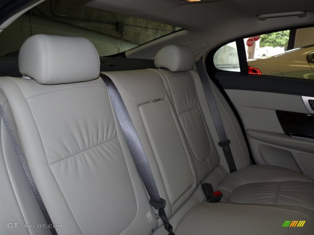 2011 XF Premium Sport Sedan - Vapour Grey Metallic / Ivory White/Oyster Grey photo #19