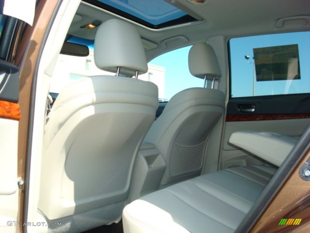 2011 Outback 3.6R Limited Wagon - Caramel Bronze Pearl / Warm Ivory photo #3