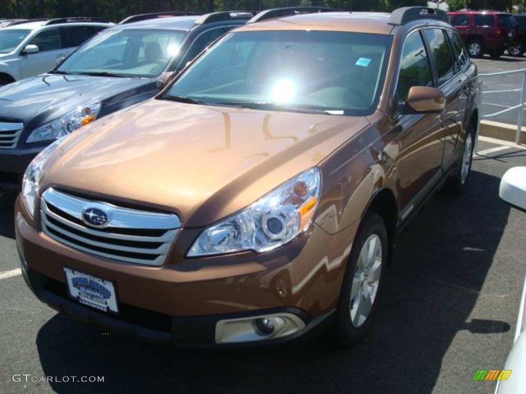 2011 Outback 2.5i Premium Wagon - Caramel Bronze Pearl / Warm Ivory photo #1
