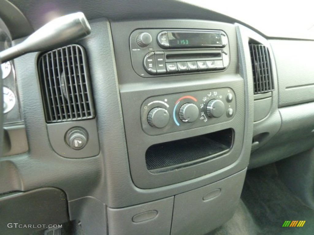 2005 Ram 1500 SLT Quad Cab 4x4 - Bright Silver Metallic / Dark Slate Gray photo #13