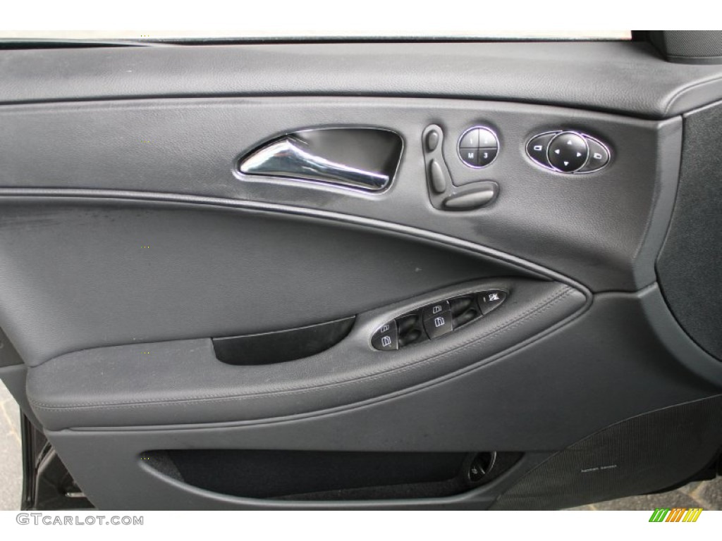 2008 CLS 550 - Black / Black photo #12