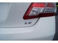 Super White - Camry LE Photo No. 19