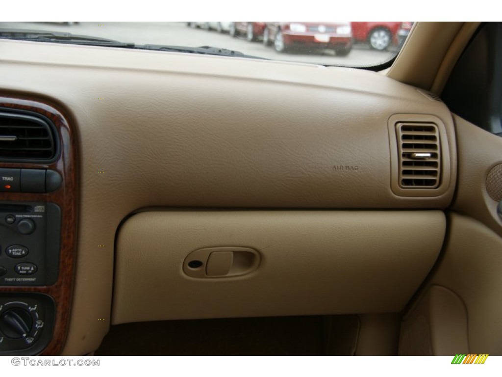 2000 L Series LS2 Sedan - Green / Medium Tan photo #21