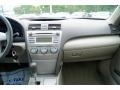 Super White - Camry LE Photo No. 32