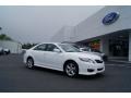 Super White - Camry SE Photo No. 1