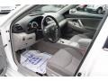 Super White - Camry SE Photo No. 23