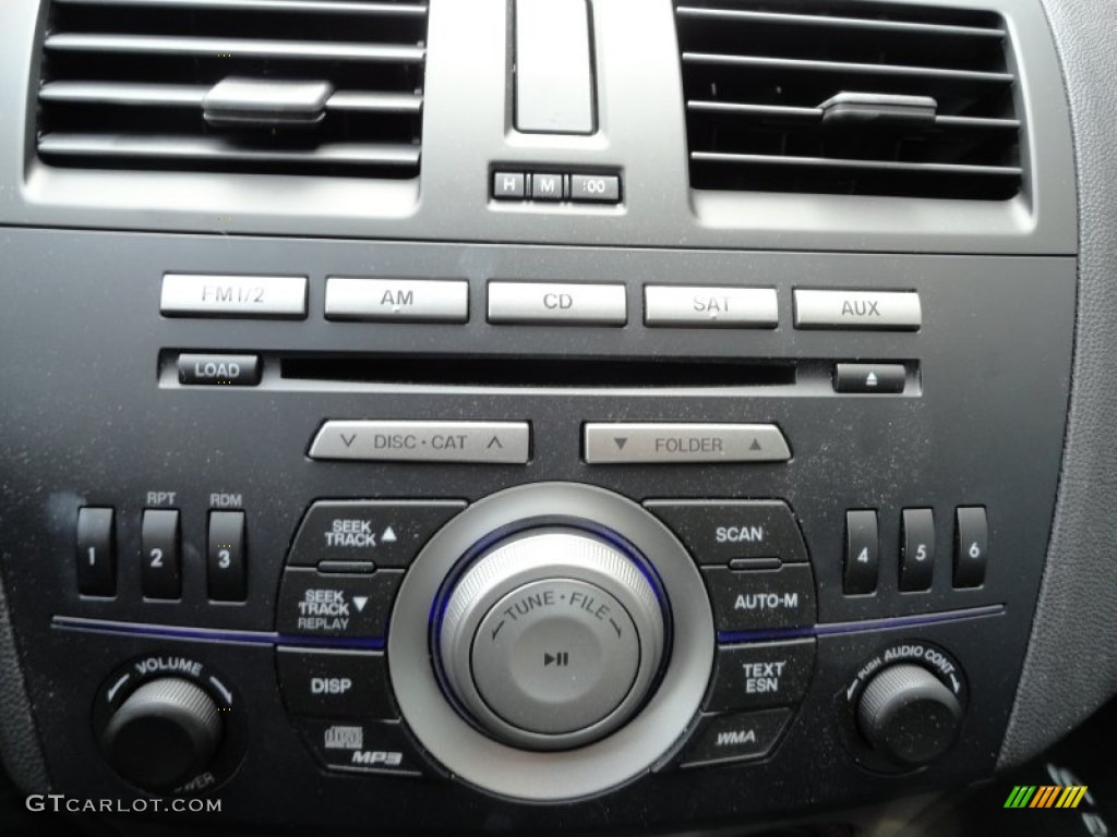 2011 Mazda MAZDA3 i Touring 4 Door Controls Photo #52673488