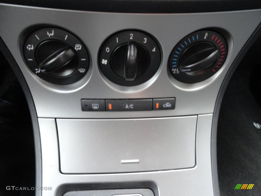 2011 Mazda MAZDA3 i Touring 4 Door Controls Photo #52673497