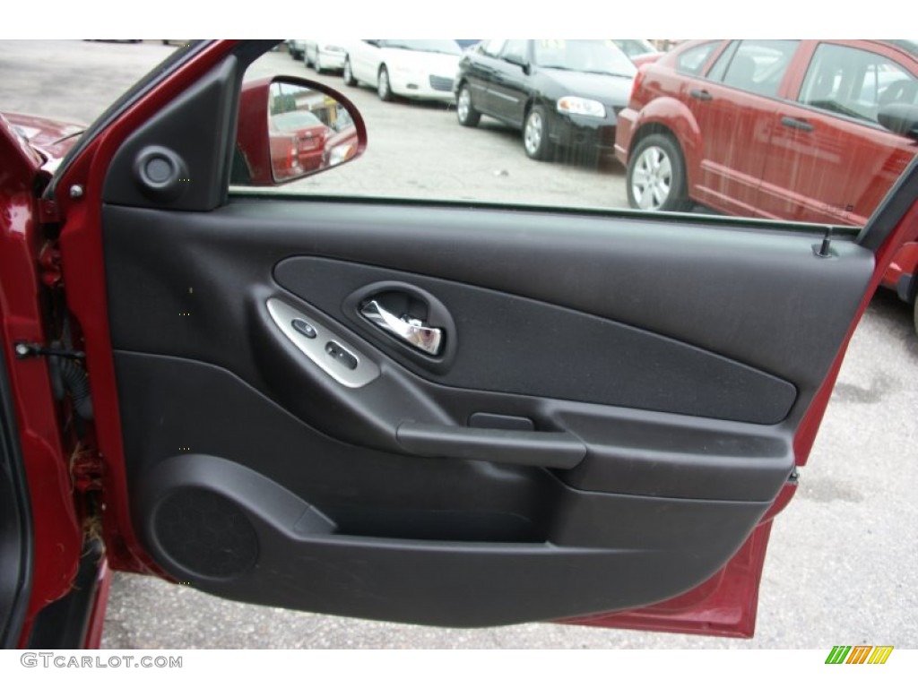 2006 Chevrolet Malibu Maxx LT Wagon Ebony Black Door Panel Photo #52673542