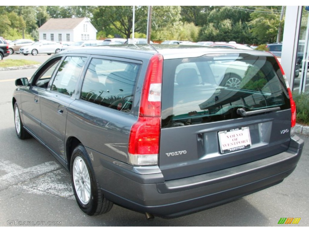 2004 V70 2.4 - Titanium Gray Metallic / Graphite photo #9