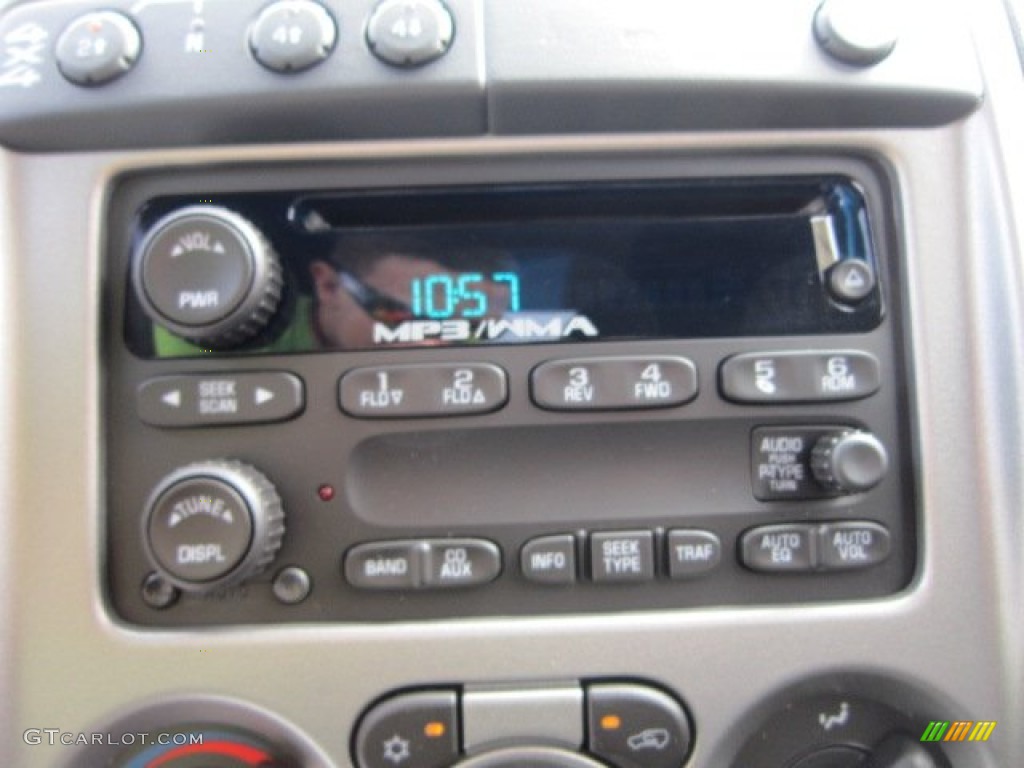 2011 Chevrolet Colorado LT Crew Cab 4x4 Controls Photo #52675420