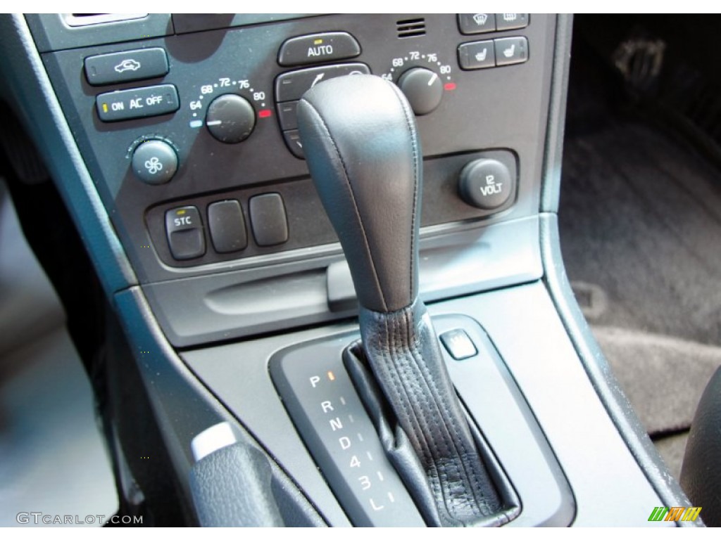 2004 Volvo V70 2.4 5 Speed Automatic Transmission Photo #52675474