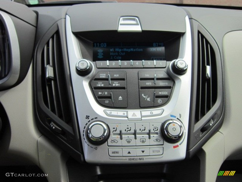 2011 Chevrolet Equinox LT AWD Controls Photo #52675588